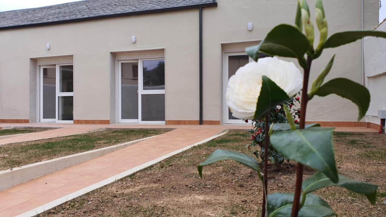 Apartamentos Turisticos Magencio Carucedo Exterior photo
